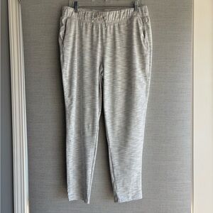NWOT Avia Light Gray Heather Ankle Pants